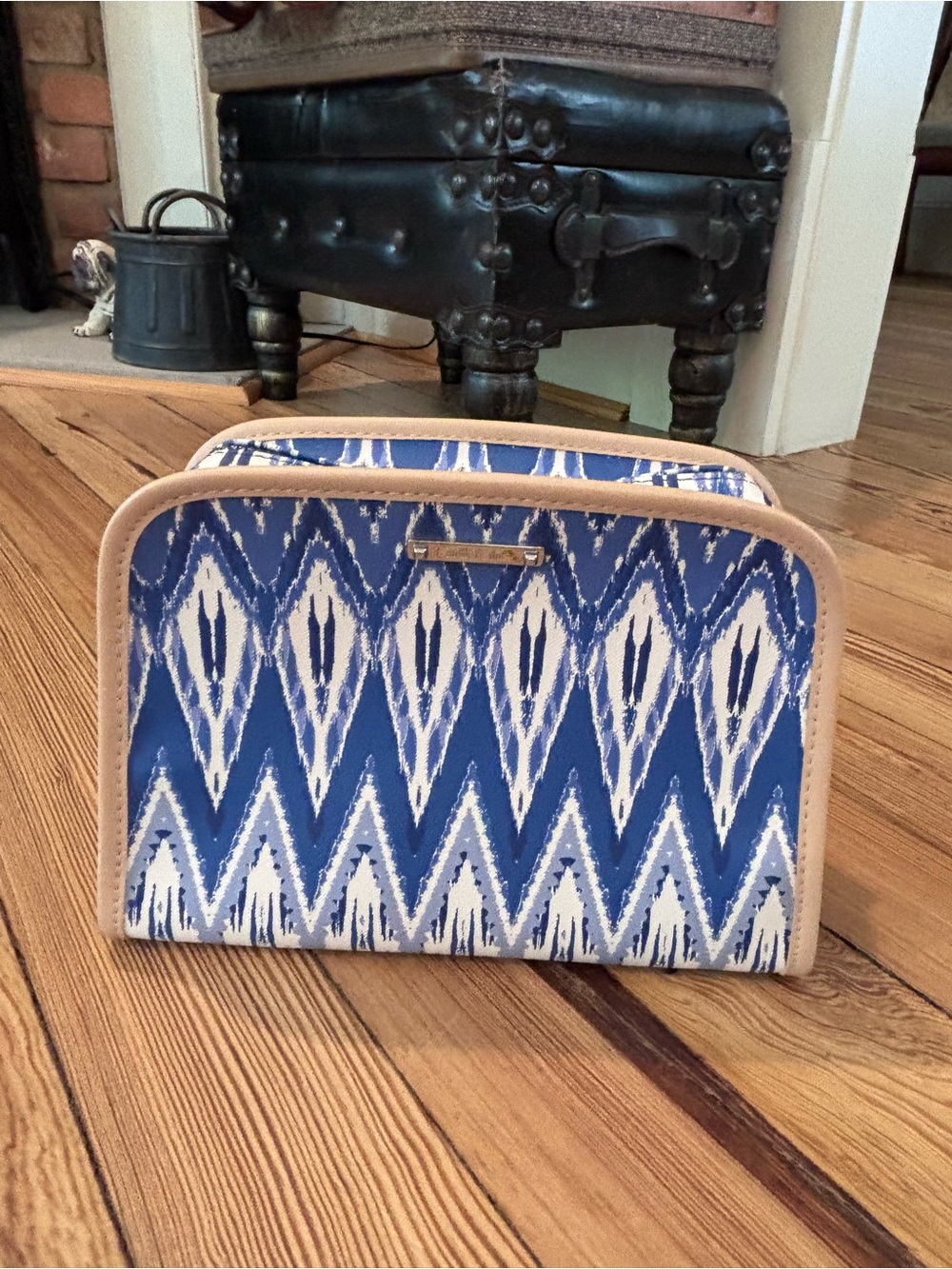 Stella & Dot Blue Ikat Cosmetic Bag with Tan Trim